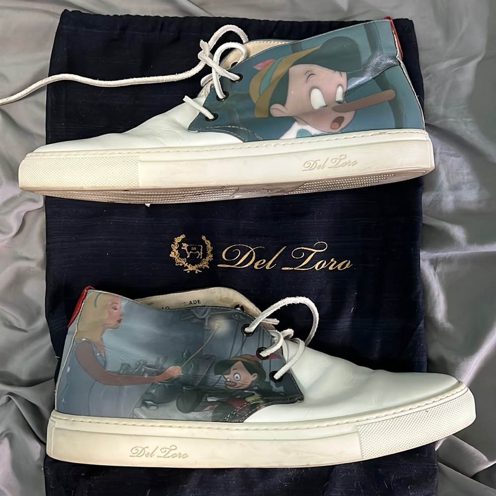 Vintage Del Toro x Disney collab pinocchio chukkas.